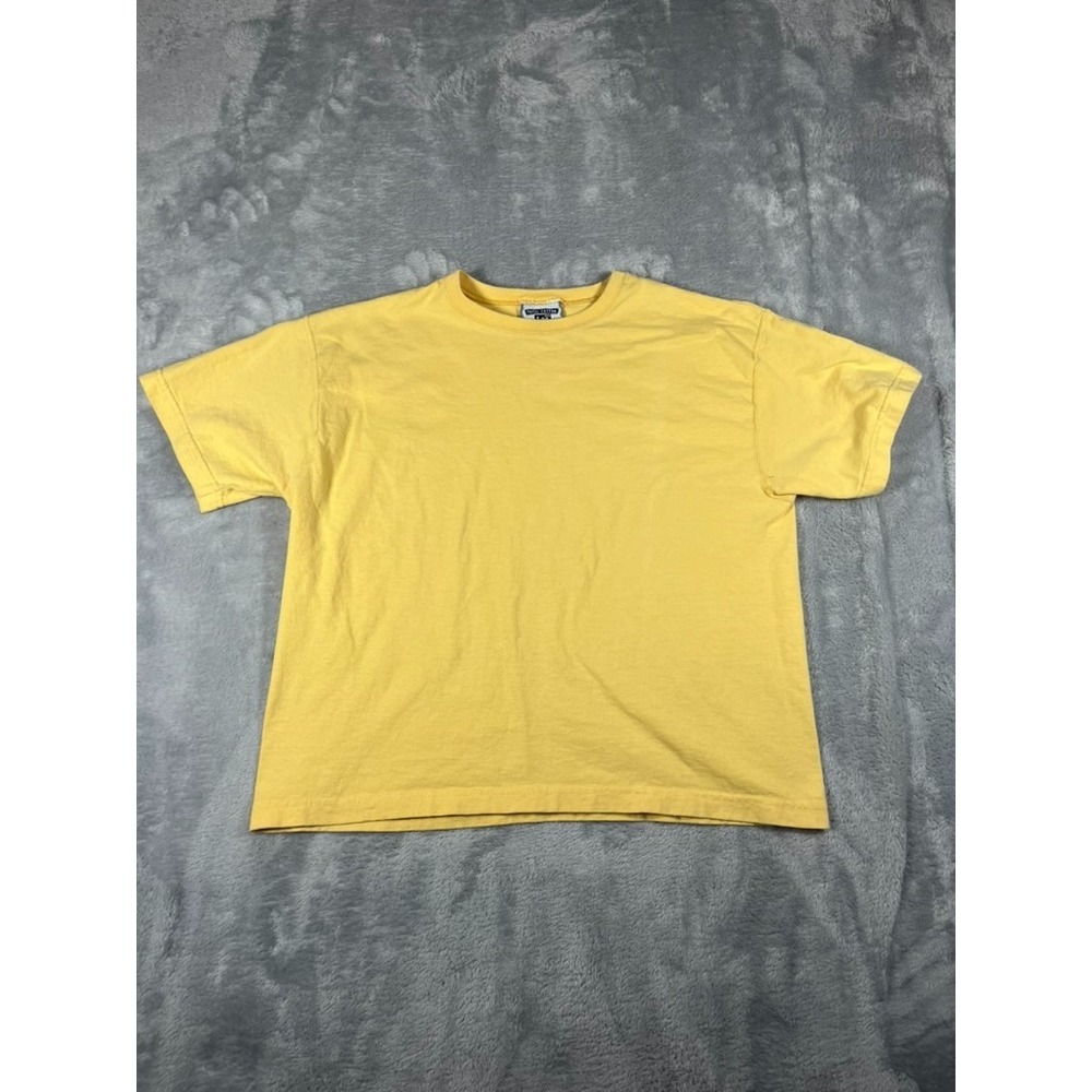 VTG Lee Sport Men's Size L Short Sleeve Yellow Short T-Shirt 80s Style USA